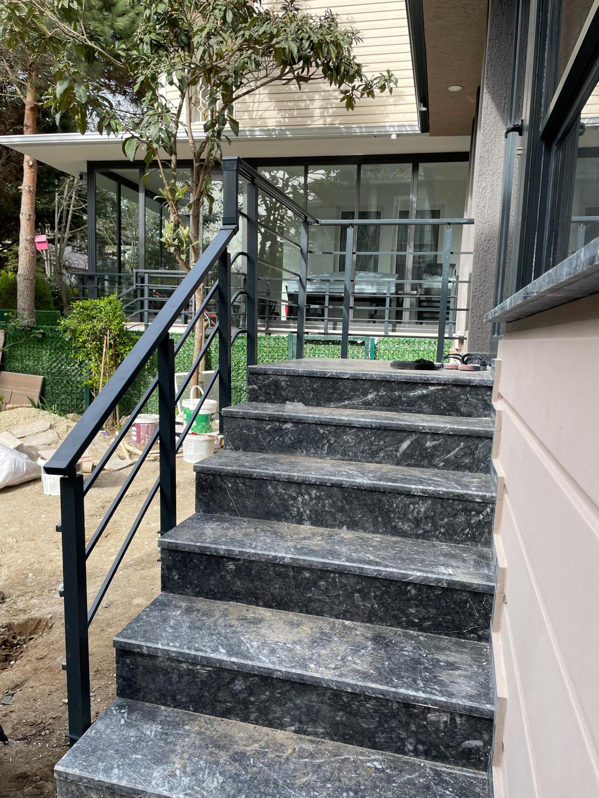 Aliminyum küpeşte merdiven ve fransız 22